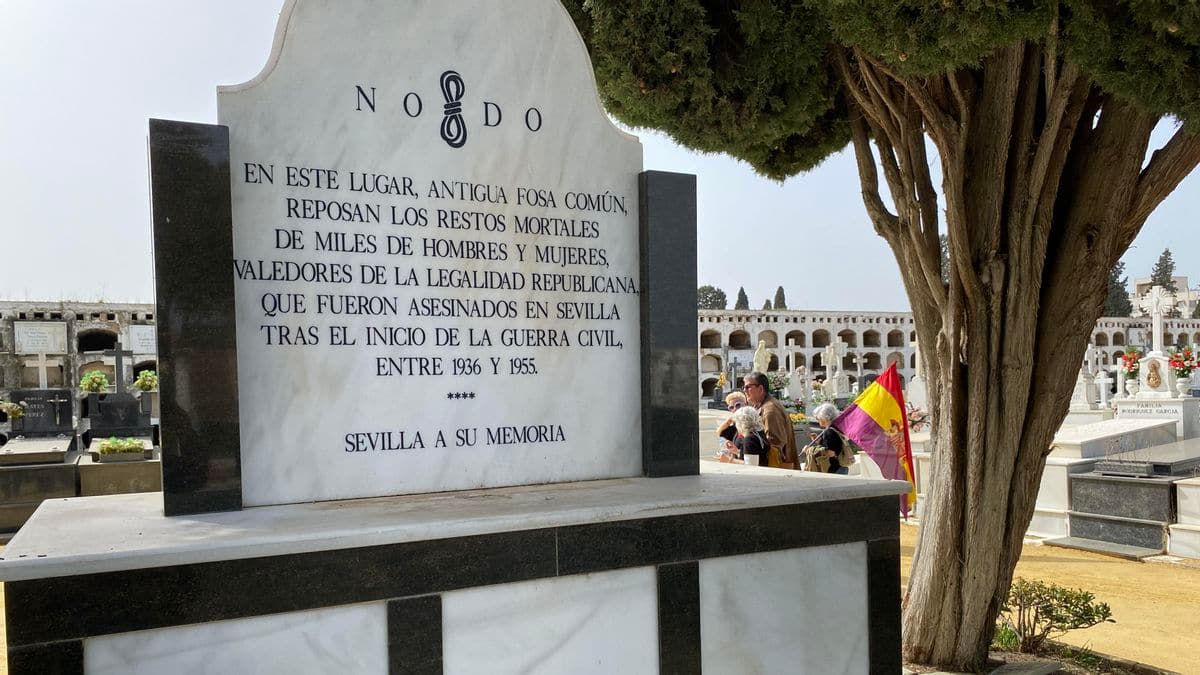 Estado y Diputación plantean exhumar en solitario la mayor fosa de Sevilla para sortear el bloqueo "ideológico" del PP