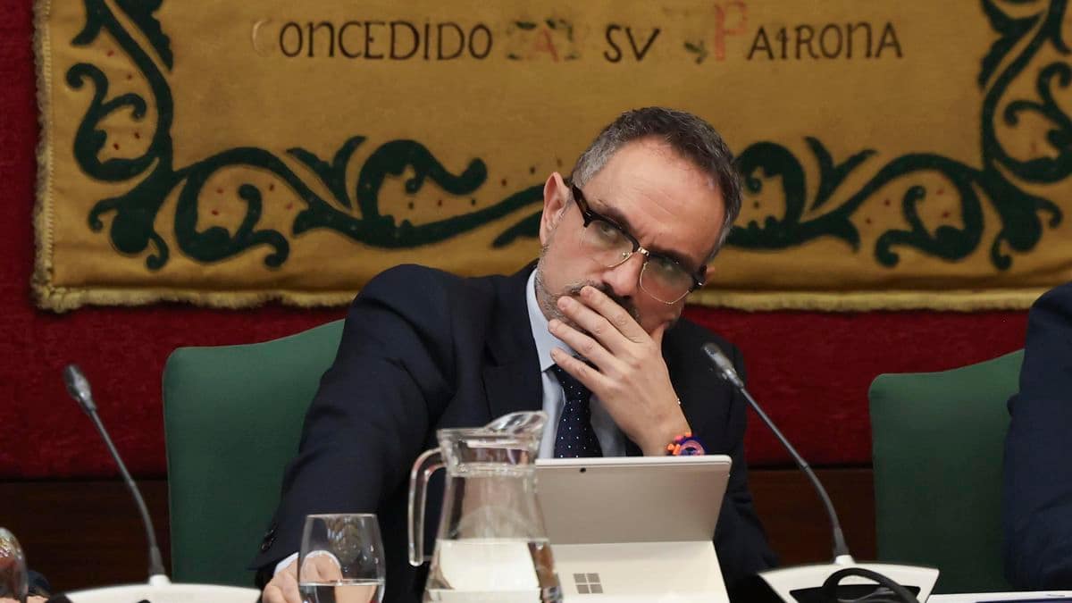 La exconcejala del PP ratifica su querella por acoso contra el alcalde de Móstoles