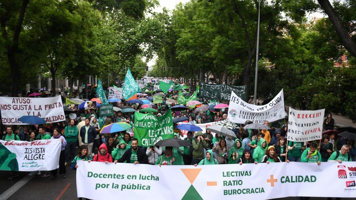 La huelga indefinida de profesores de Madrid empezará el 14 de octubre: esto es lo que los docentes exigen a Ayuso
