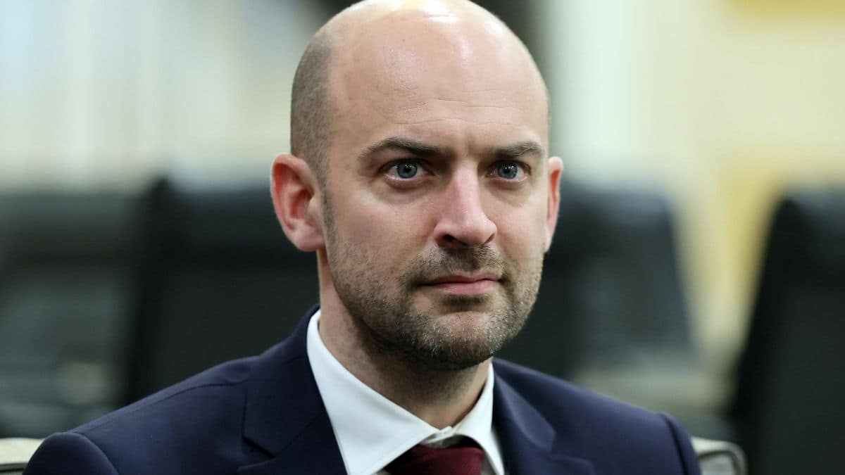 El ministro de Exteriores francés carga contra Rajoy: "Es una estupidez, racismo o una combinación de ambas cosas"