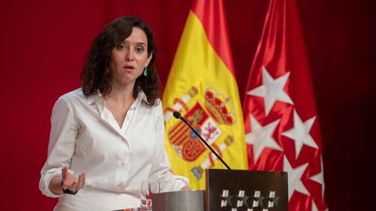 El ático comprado por el Gobierno de Ayuso para "reuniones" no puede ser oficina y solo puede destinarse a vivienda
