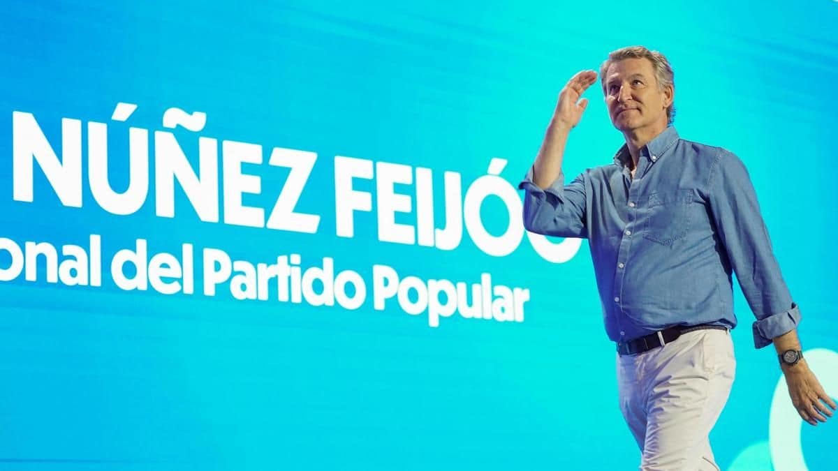 Feijóo presume de sus polémicas sobre el absentismo y la ‘ley de nietos’: “Estamos para abrir debates valientes”