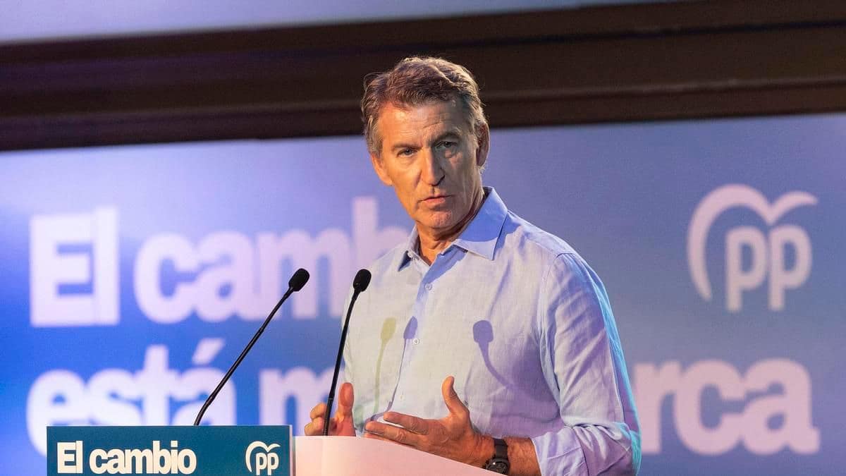 Feijóo anuncia una "ley nacional del concebido no nacido" como la de Ayuso si gobierna