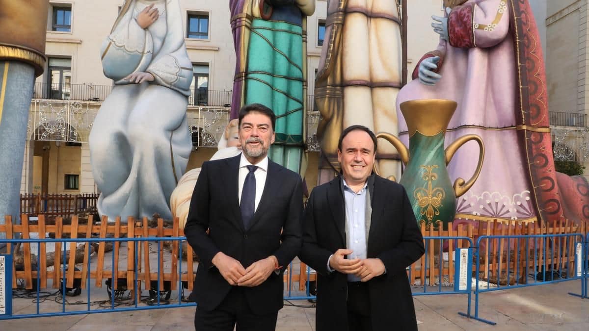 El PP de Pérez Llorca y Vox utilizan la comisión de investigación de las VPO para desgastar al alcalde de Alicante
